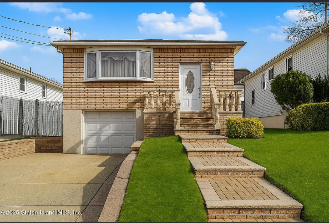 WELL MAINTAINED HOME